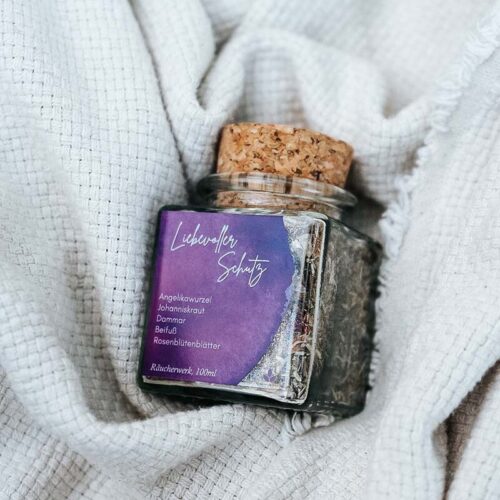 Räucherwerk, Energetik, Angelikawurzel, Johanneskraut, Dammar, Beifuß, Rosenblütenblätter