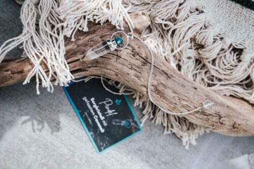 Bergkristall-Pendel mit gefasstem Cavansit