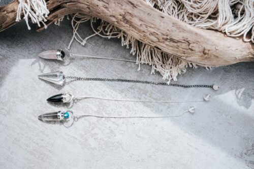 Rosenquarz-, Bergkristall,- Turmalin-Pendel