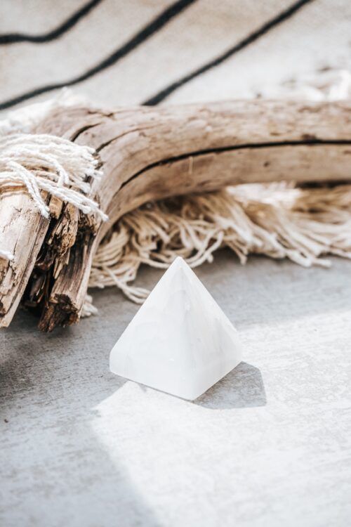 Selenit Pyramide